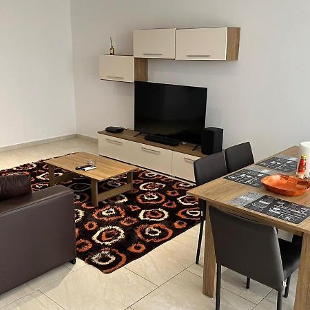 Your Elegant Home Away From Home Shared Apartment Only With Host Żebbuġ Exterior foto
